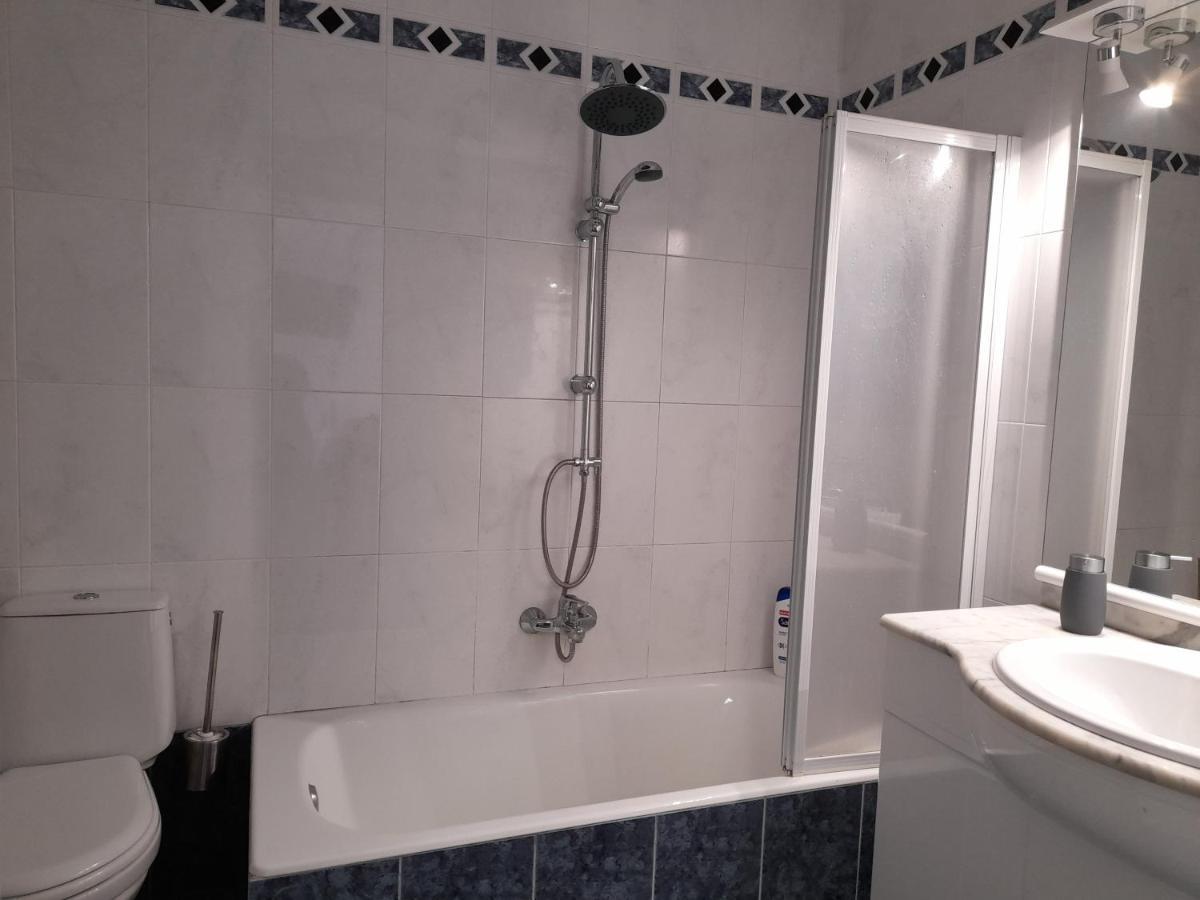 Toki-Goxo Apartment Ескарай Екстериор снимка
