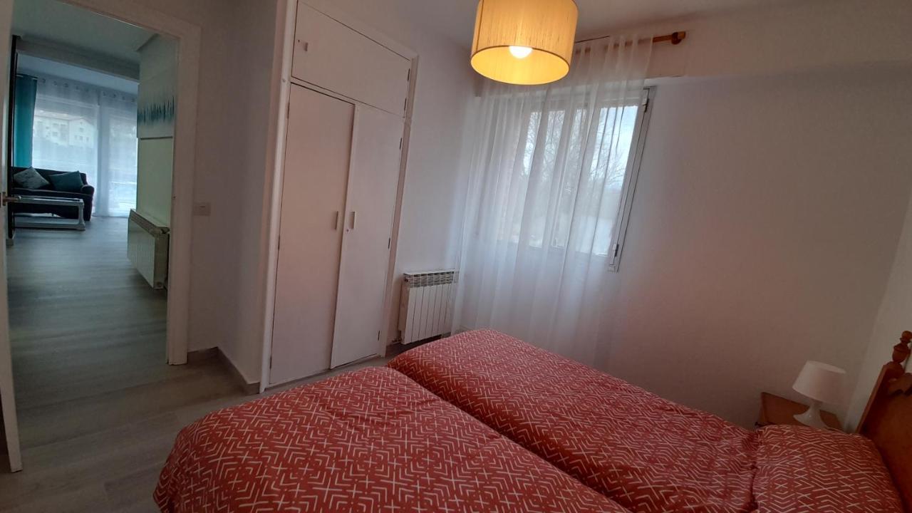 Toki-Goxo Apartment Ескарай Екстериор снимка